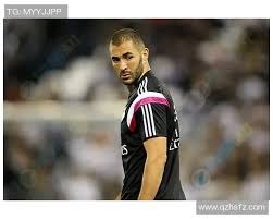 扑克脸的修炼：在线下对局中如何管理自己的表情（练就扑克脸：线下对局的表情管理技巧）